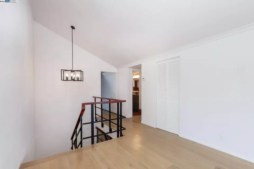Entry Way - 2575 Bantry Ln, South San Francisco, CA 94080 photo 4 of 5