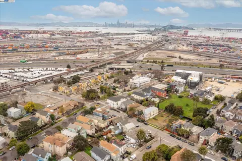 View/Area - 1745 Chase St, Oakland, CA 94607 photo 14 of 14