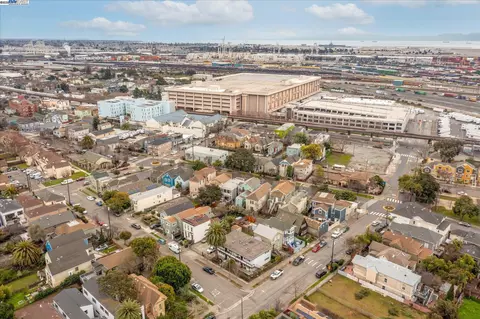 View/Area - 1745 Chase St, Oakland, CA 94607 photo 10 of 14