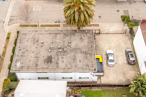 Exterior - 1745 Chase St, Oakland, CA 94607 photo 1 of 1