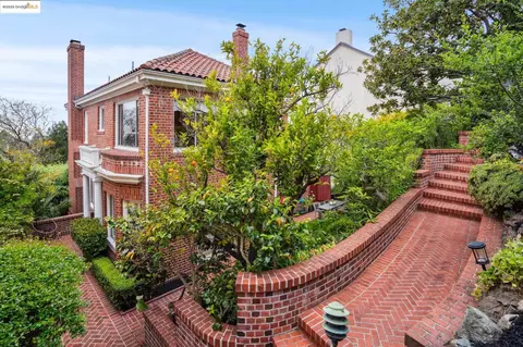 80 Oak Ridge Rd, Berkeley, CA 94705 photo 1