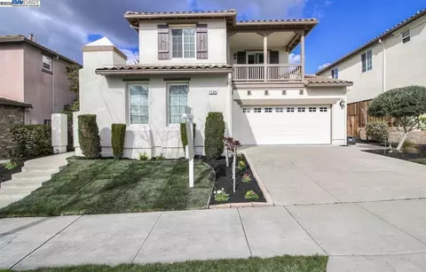 1104 Bellingham Sq, San Ramon, CA 94582