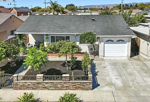 36706 Hafner St, Newark, CA 94560 photo 1