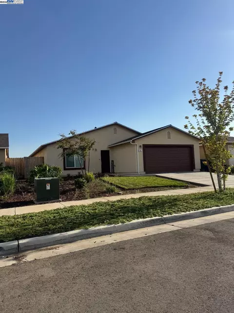 744 Marcus Ct, Merced, CA 95341 photo 1