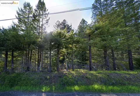 4150 Joy Rd, Occidental, CA 95465