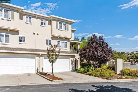 100 Shoal Dr W, Vallejo, CA 94591 photo 1