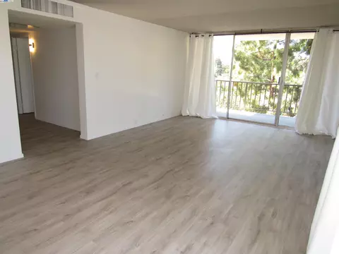 3909 Stevenson Blvd #402, Fremont, CA 94538