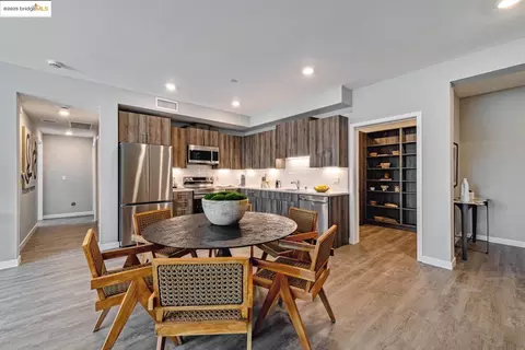 2400 Adeline St #305, Oakland, CA 94607