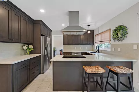 4421 Muirwood Dr, Pleasanton, CA 94588