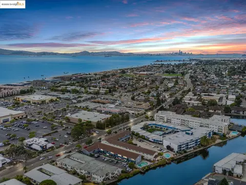 2209 Otis Dr #L, Alameda, CA 94501