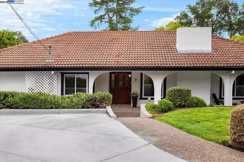 9 Westminster Pl, Lafayette, CA 94549 photo 1