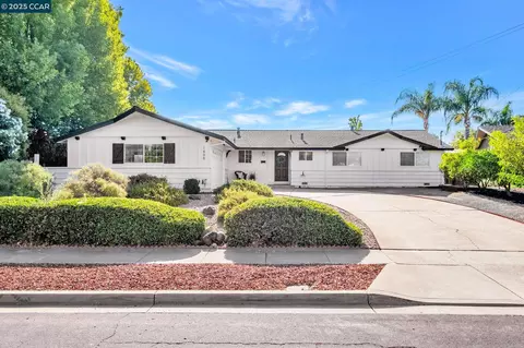 1498 Delaware Dr, Concord, CA 94521