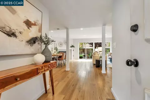 Entry Way - 47 Miramonte Dr, Moraga, CA 94556 photo 1 of 1