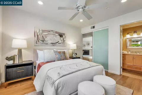 Bedroom - 47 Miramonte Dr, Moraga, CA 94556 photo 2 of 11