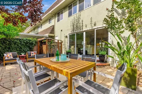 Exterior - 47 Miramonte Dr, Moraga, CA 94556 photo 5 of 12