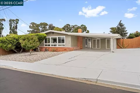 375 Summit Dr, Pinole, CA 94564 photo 1