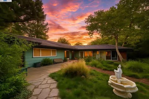 811 Navaronne Way, Concord, CA 94518