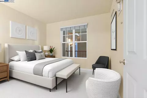 1121 40th St #4201, Emeryville, CA 94608
