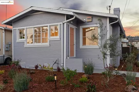 3644 Redding St, Oakland, CA 94619