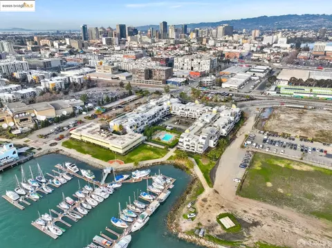 1 Embarcadero #161, Oakland, CA 94607
