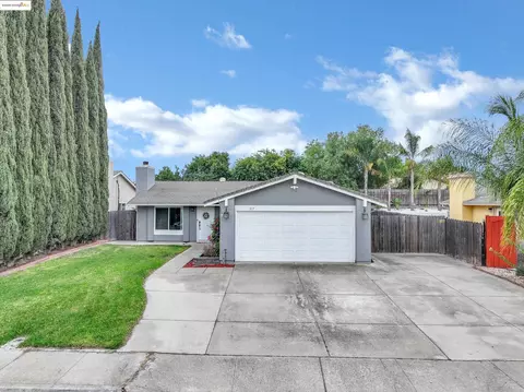 317 Lorenz Dr, Oakley, CA 94561 photo 1