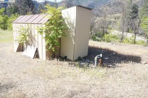 101 River Acres, Junction City, CA 96048 photo 4