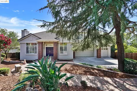 1936 Springridge Ct, Concord, CA 94521 photo 1