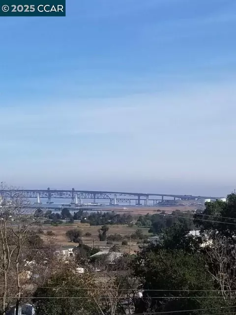6 Carquinez Scenic Dr, Martinez, CA 94553