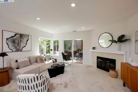 158 Oak Park Dr, Alameda, CA 94502