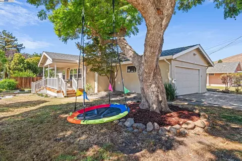 551 Wasatch Dr, Fremont, CA 94536 photo 1