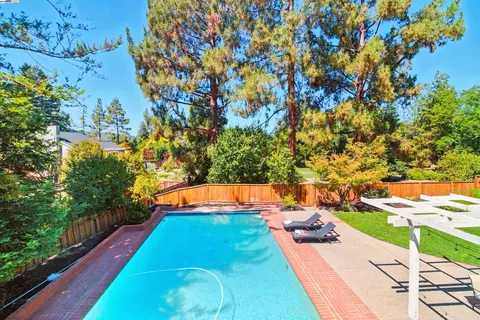2673 Velvet Way, Walnut Creek, CA 94596