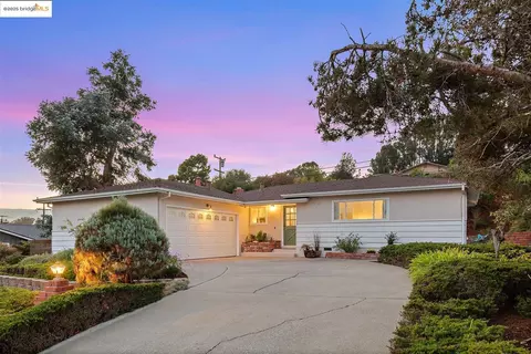 3027 Colette Dr, Richmond, CA 94806 photo 1