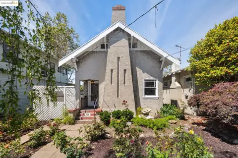 2119 Derby St, Berkeley, CA 94705 photo 1