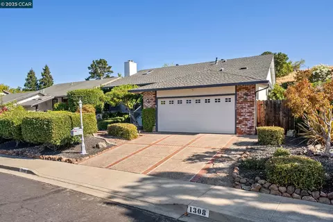 1308 Saddlehill Ln, Concord, CA 94521