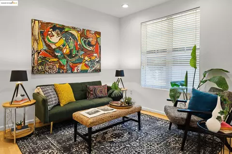 1121 40th St #3103, Emeryville, CA 94608
