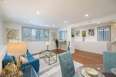 Living - 1234 Willow St, Oakland, CA 94607 photo 1 of 2