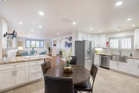 Kitchen - 1234 Willow St, Oakland, CA 94607 photo 3 of 6