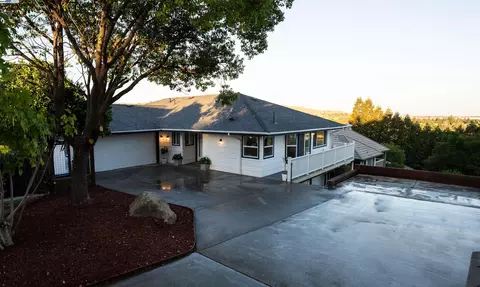 675 Hillside Dr, Fairfield, CA 94533 photo 1