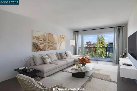 567 Oakland Ave #305, Oakland, CA 94611