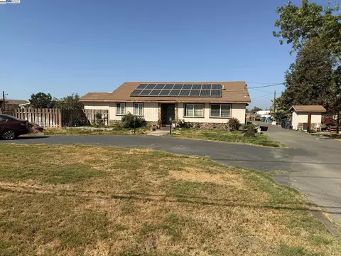 11601 W Clover Rd, Tracy, CA 95304 photo 1