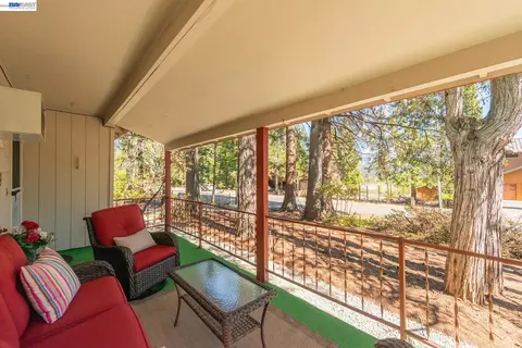 Exterior - 230 Lakeview Dr, Trinity Center, CA 96091 photo 19 of 21