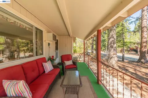 Exterior - 230 Lakeview Dr, Trinity Center, CA 96091 photo 18 of 21