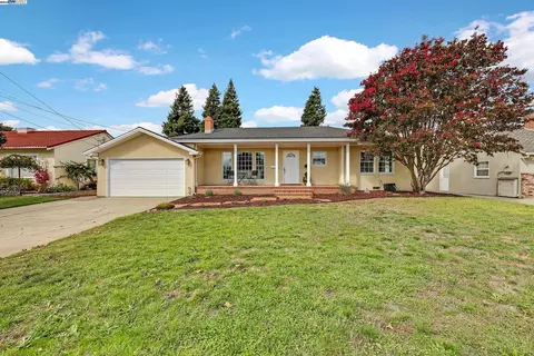 3450 Badding Rd, Castro Valley, CA 94546 photo 1