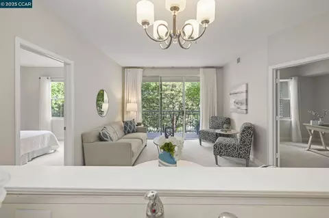 1860 Tice Creek Dr #1216, Walnut Creek, CA 94595