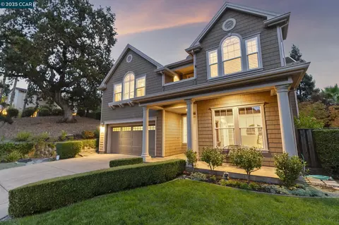 212 Hawk Ct, Alamo, CA 94507