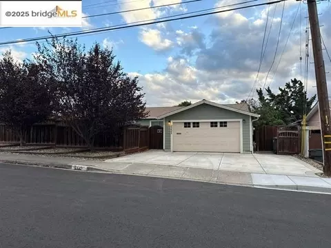 2225 Quebec St, Concord, CA 94520 photo 1