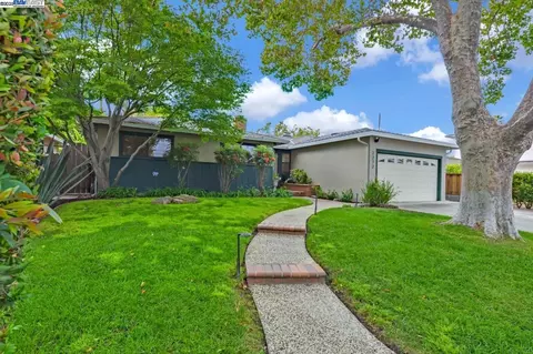 2272 Cabrillo Ave, Santa Clara, CA 95050