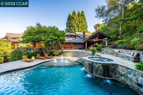 1 Scenic Ln, Lafayette, CA 94549