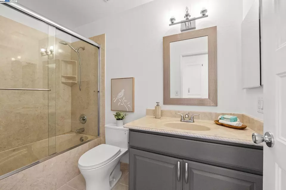 Bath - 34917 Sea Cliff Ter, Fremont, CA 94555 photo 4 of 4
