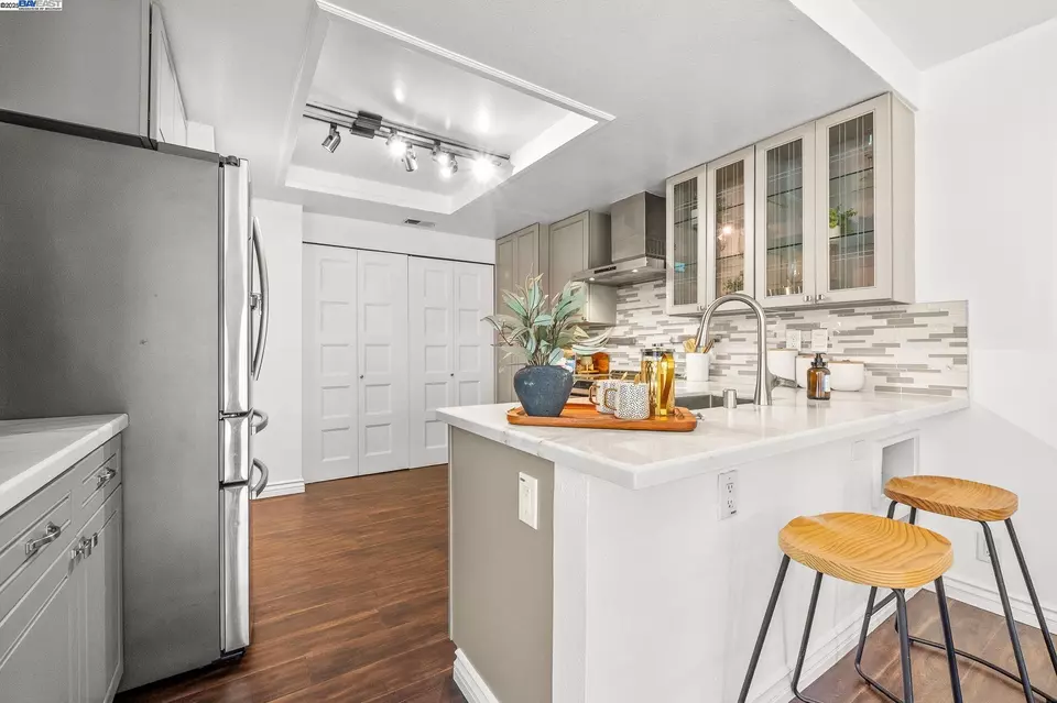 Kitchen - 34917 Sea Cliff Ter, Fremont, CA 94555 photo 1 of 2